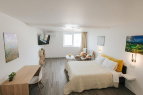 Spacious Seaside apartment A - Faraway